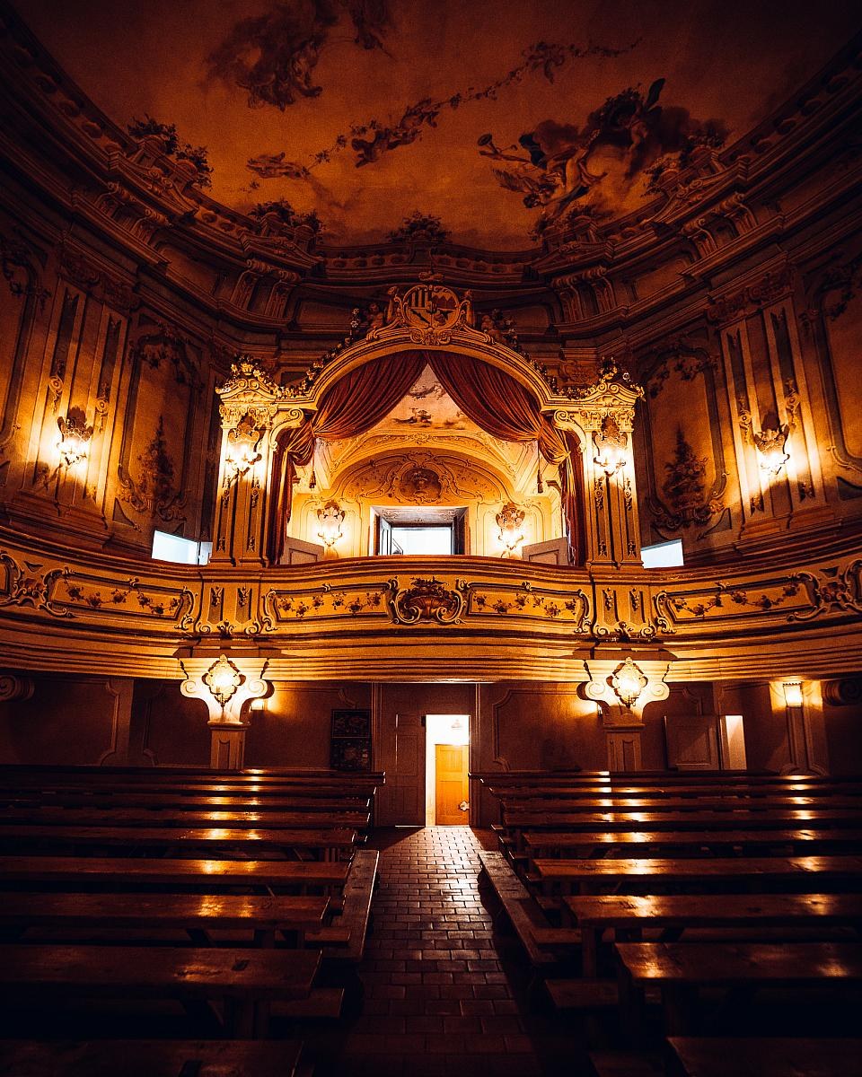 Baroque Theatre: Rare Backstage Candlelit Experience