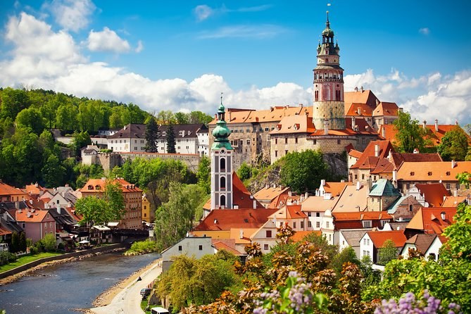 Old Town & Castle Gardens: Private Walking Tour
