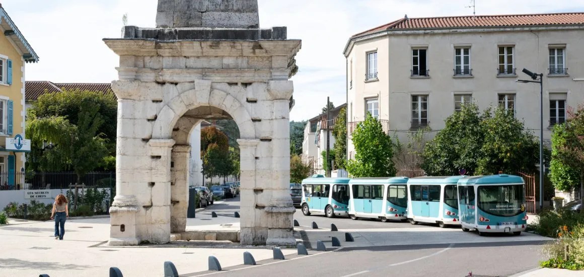 Vienne City Tram: Temple of Augustus, the Cathedral & the Mont Pipet Belvedere