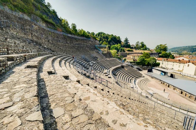 Theatre Antique: Rome's 13,000-Seat Theatre Cut into the Pipet Hill