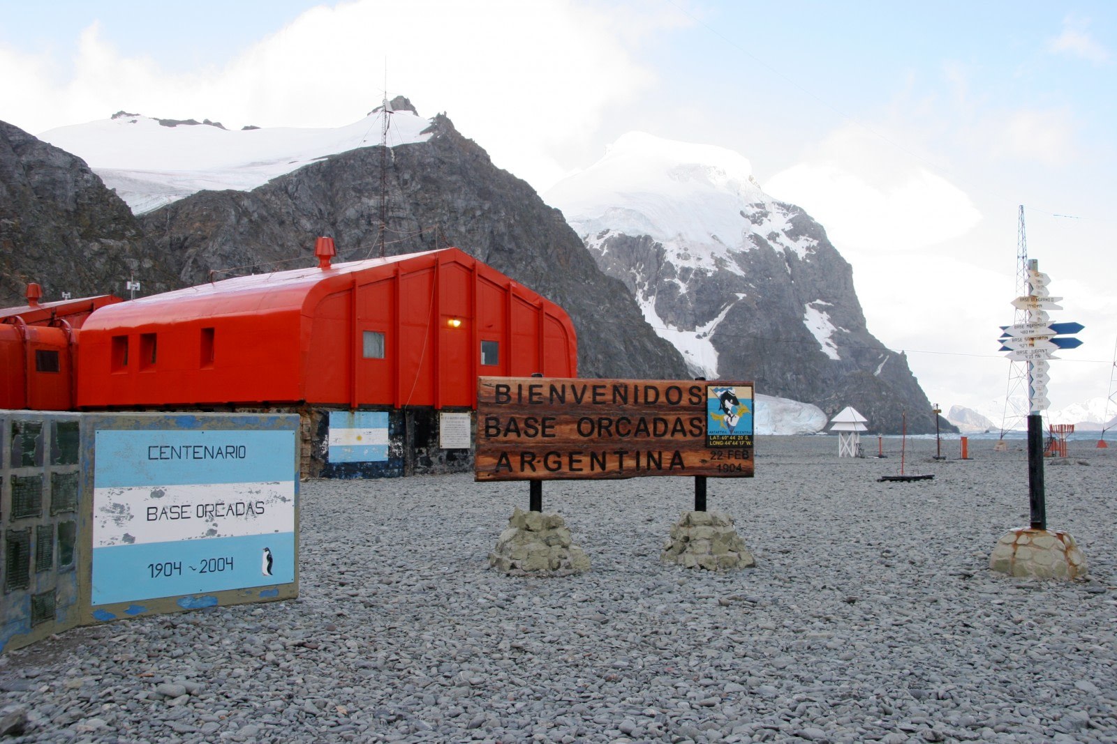 Visit to a Working Antarctic Research Station