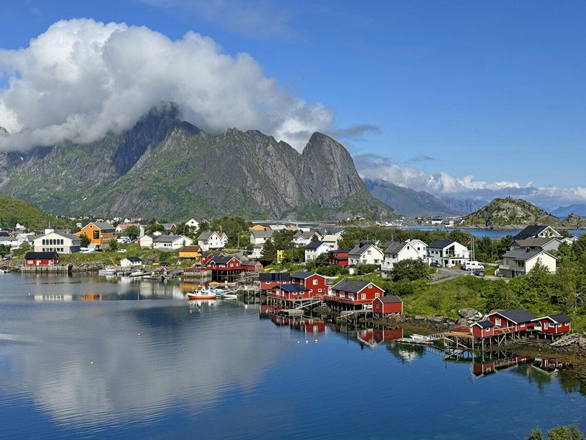 Ramberg Beach & Flakstad Church: The Quiet Half-Day