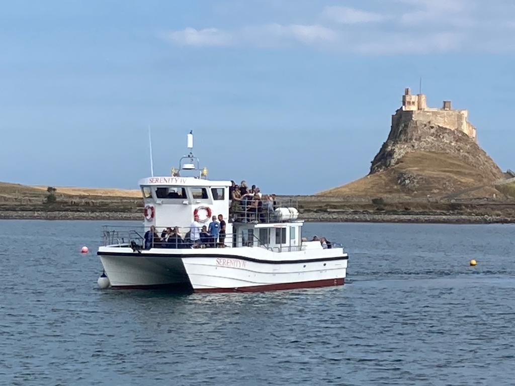 Full-Day Farnes & Holy Island Combination Cruise