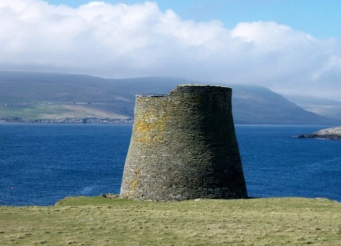Mousa Broch by Boat: Iron Age Tower & Storm Petrels