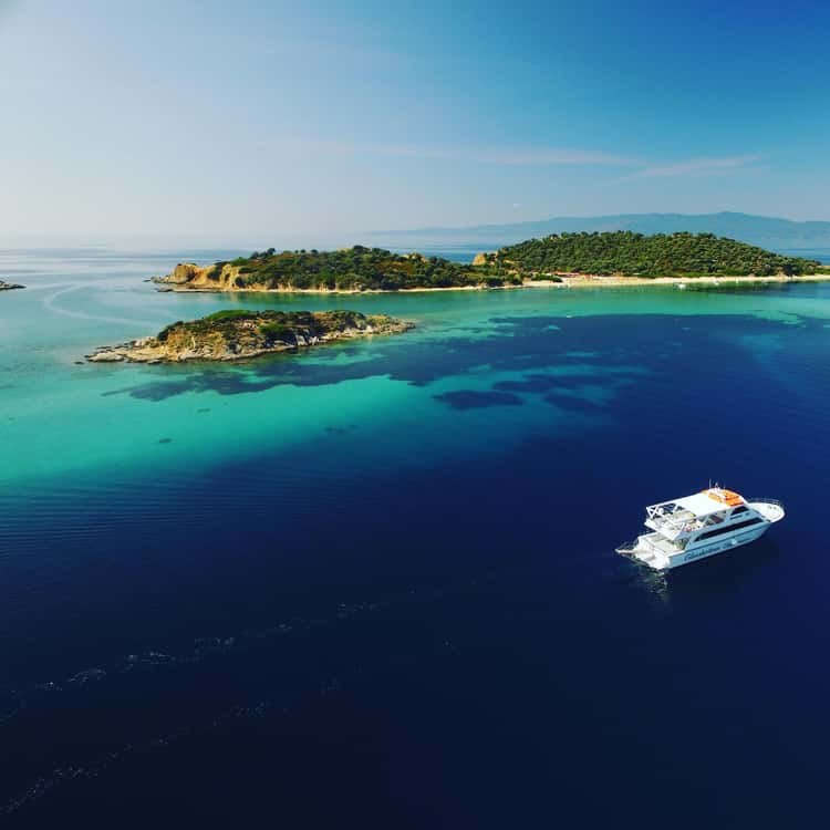 Mount Athos Glass-Bottom Cruise with Ammouliani Swim Stop