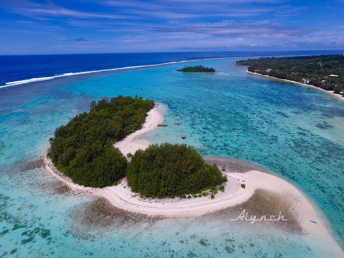 Muri Lagoon at Dawn: Private Outrigger & Snorkel