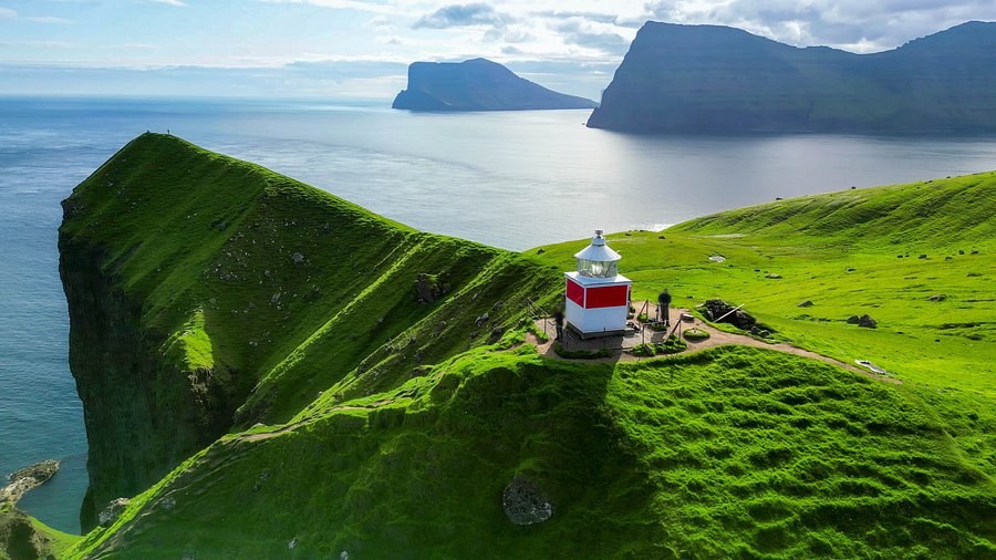 Kalsoy: The Lighthouse at the Edge of the World