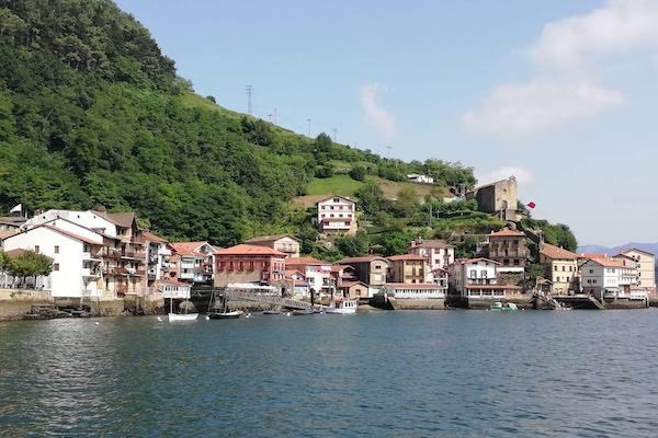 Pasajes San Juan: Fishing Village Walk with a Local