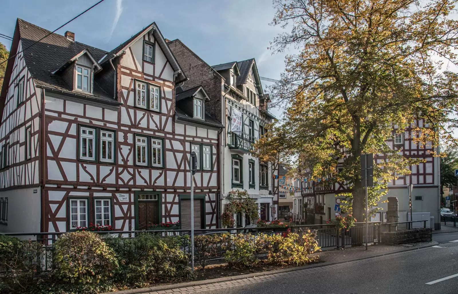 Braubach Old Town: Half-Timbered Lanes with a Local Historian