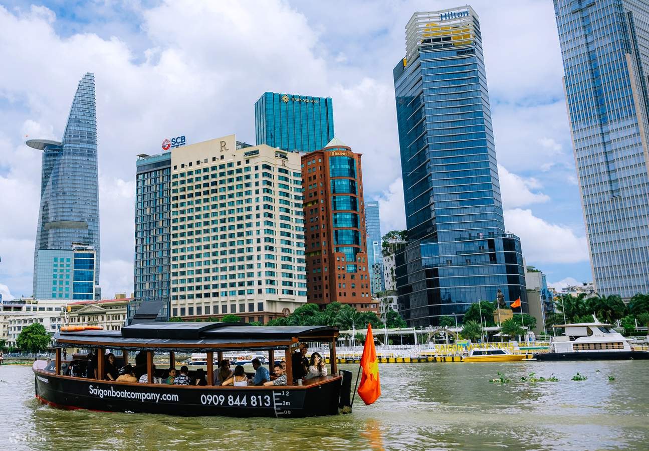 Saigon River Sunset Cruise: Luxury Private Sampan