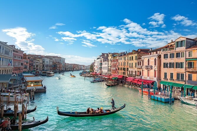 Ravenna to Venice: Private Day Transfer with Guided Canal Boat Ride