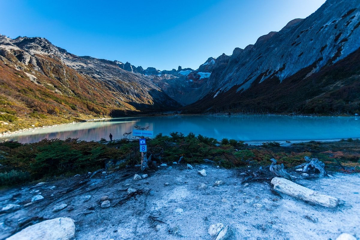 Laguna Esmeralda: Private Guided Glacier Hike