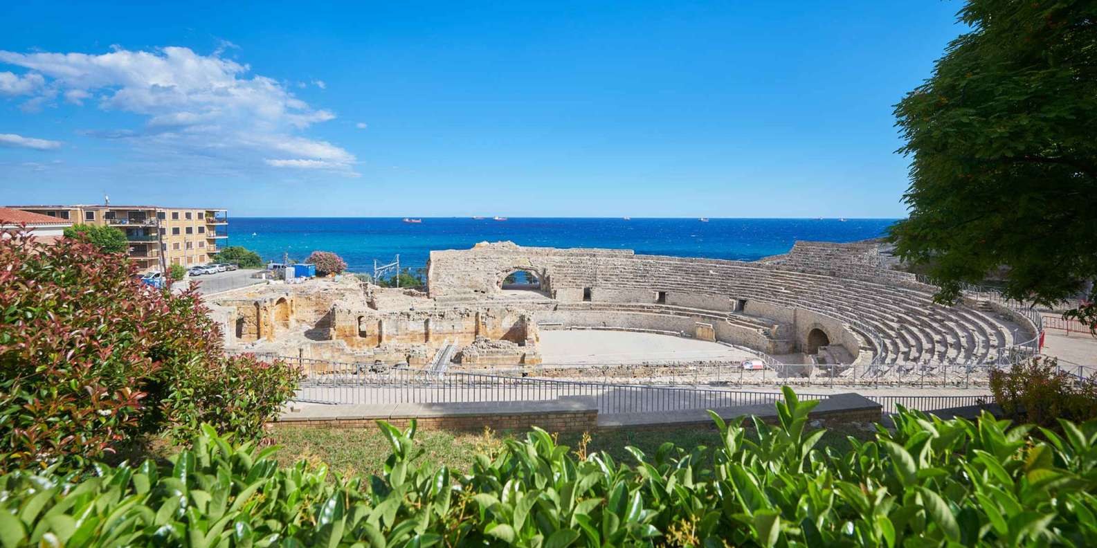 Balcó del Mediterrani & Archaeological Walk: Views & Ruins