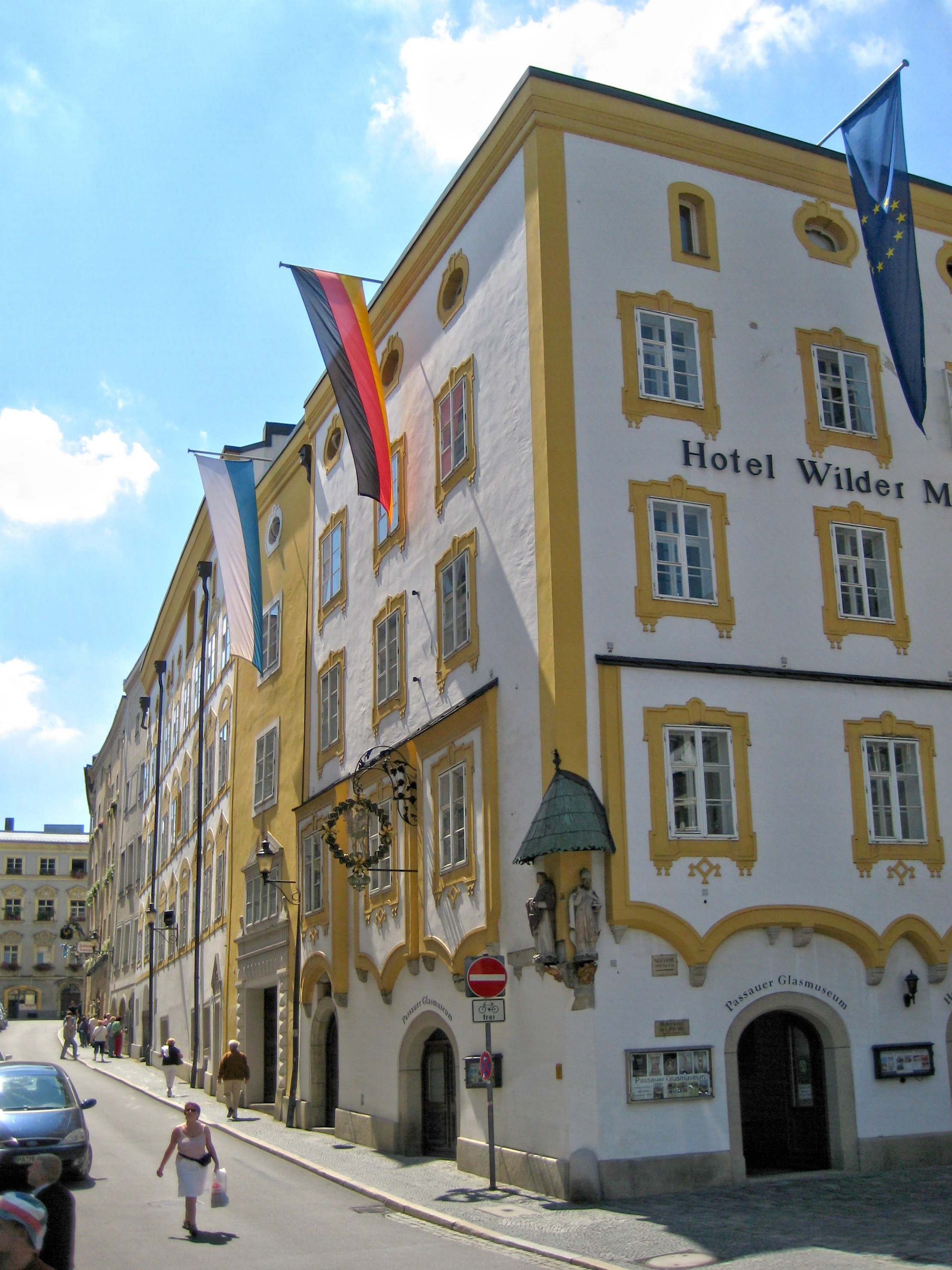 Passau Glass Museum (Glasmuseum Passau)