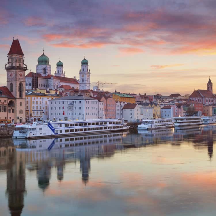 Official Guided Old Town Walking Tour (Stadtführung)