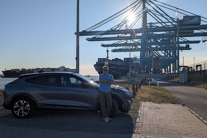 Expertly Guided Antwerp Port & City VIP Minivan Tour