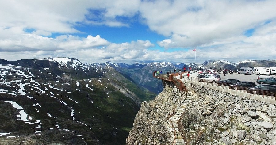 Geiranger Skywalk: Dalsnibba Summit at 1,500 m