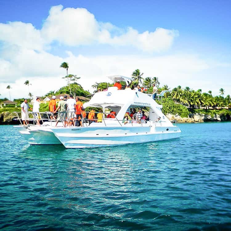 Catalina Island VIP Snorkel & Beach Break by Catamaran