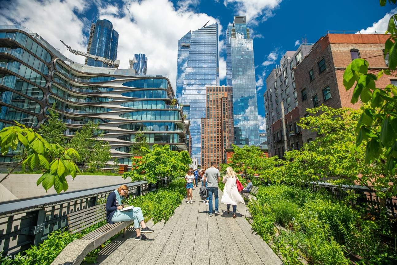 High Line, Chelsea Market & Hudson Yards: Private NYC Walking Tour