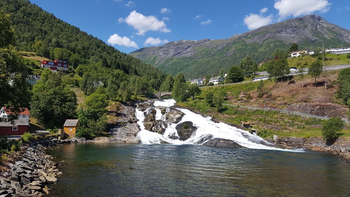 Hellesyltfossen Waterfall & Sunnylven Church Village Walk