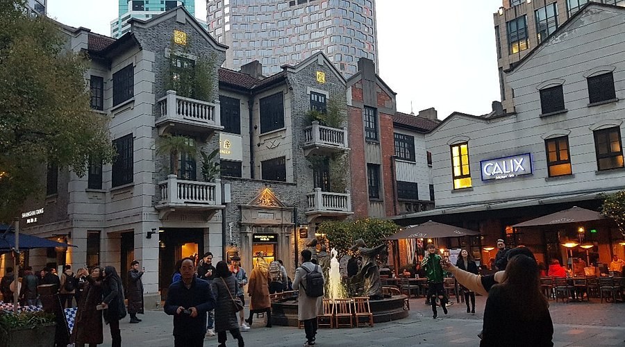 Former French Concession: Art Deco Lanes & Table at a Michelin Bistro