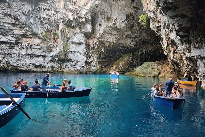 Private Kefalonia Boat Cruise: Sea Caves, Coves & Fiskardo