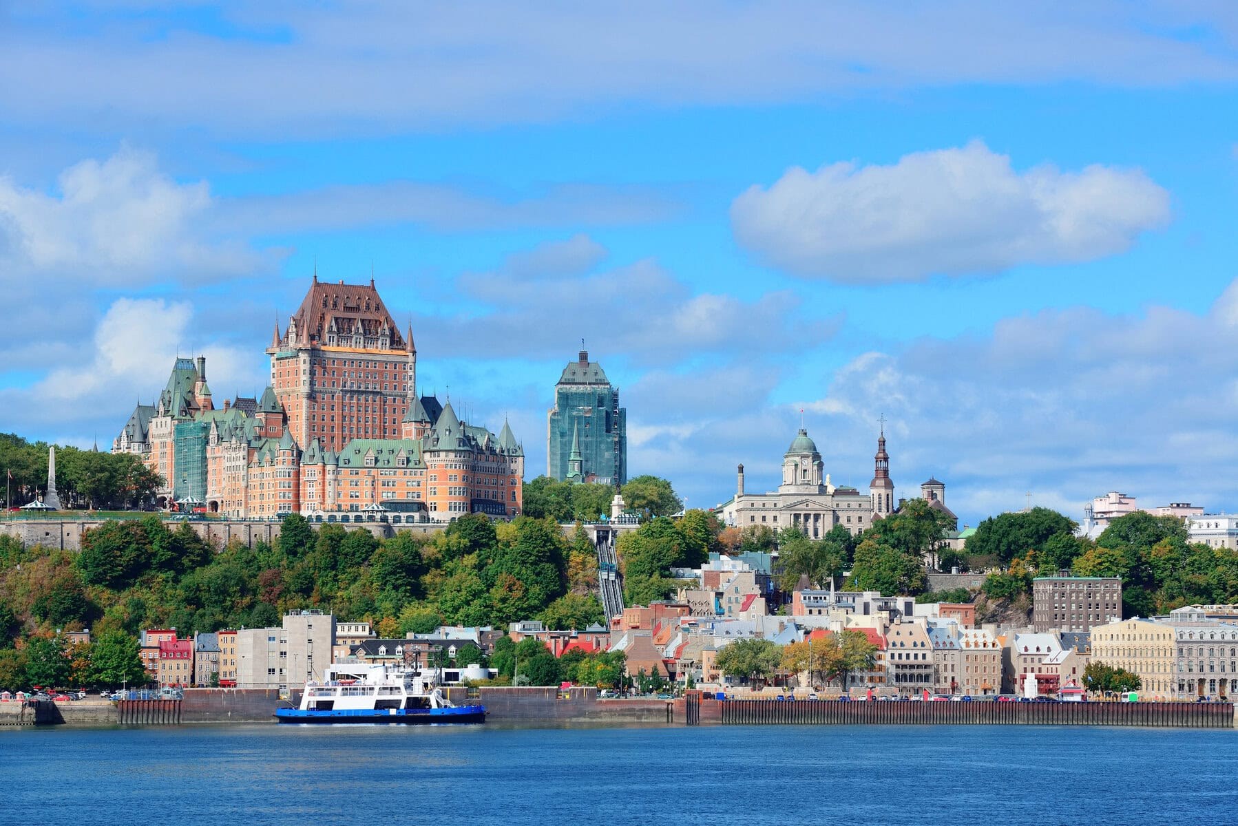 Old Québec City Walled City & Château Frontenac Icon Tour
