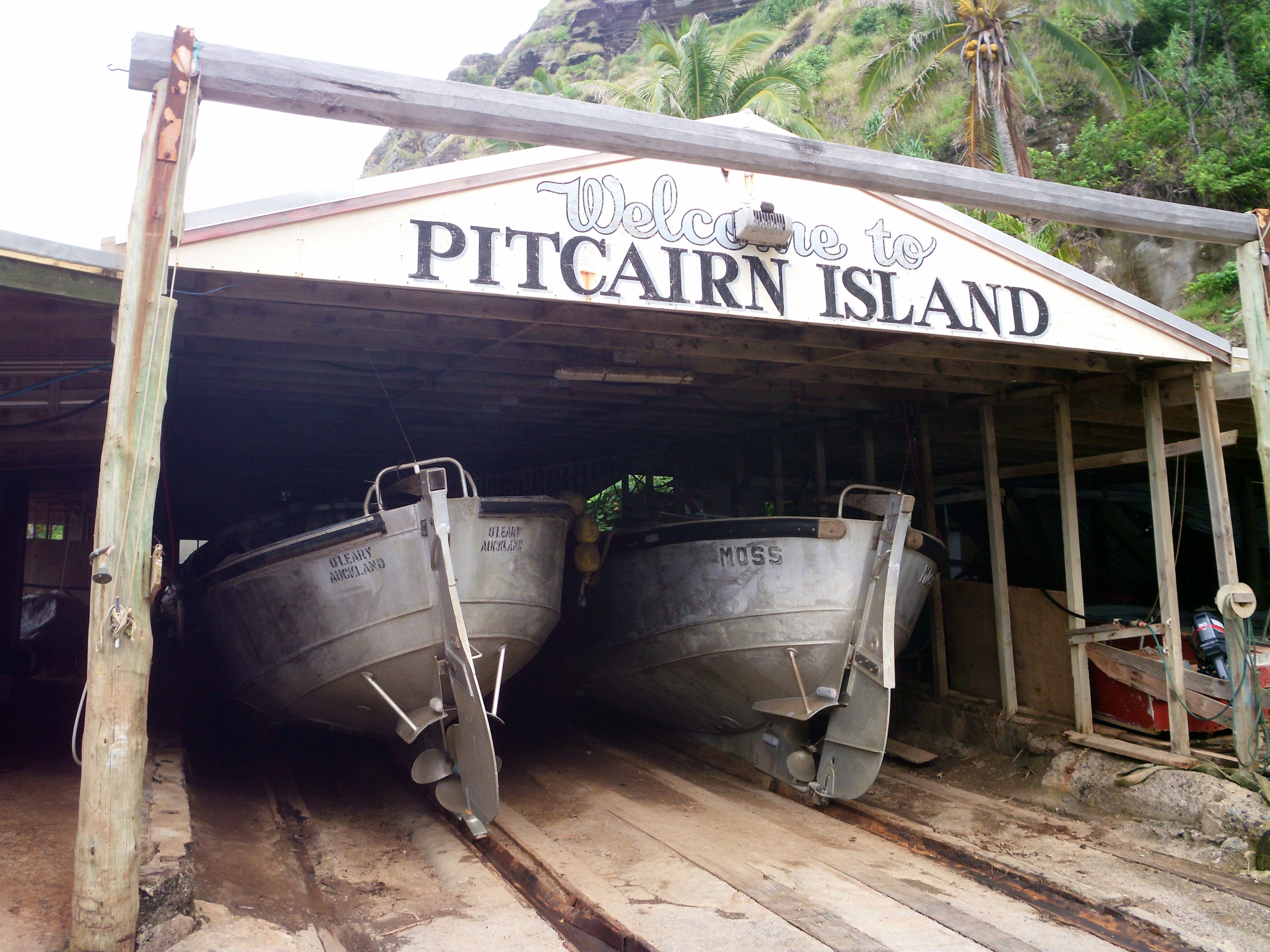 Bounty Bay Landing & Adamstown: Living Mutiny History
