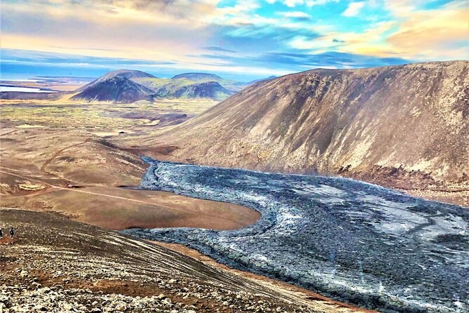 Volcano Eruption Site Hike & Reykjanes Geopark Expert Tour