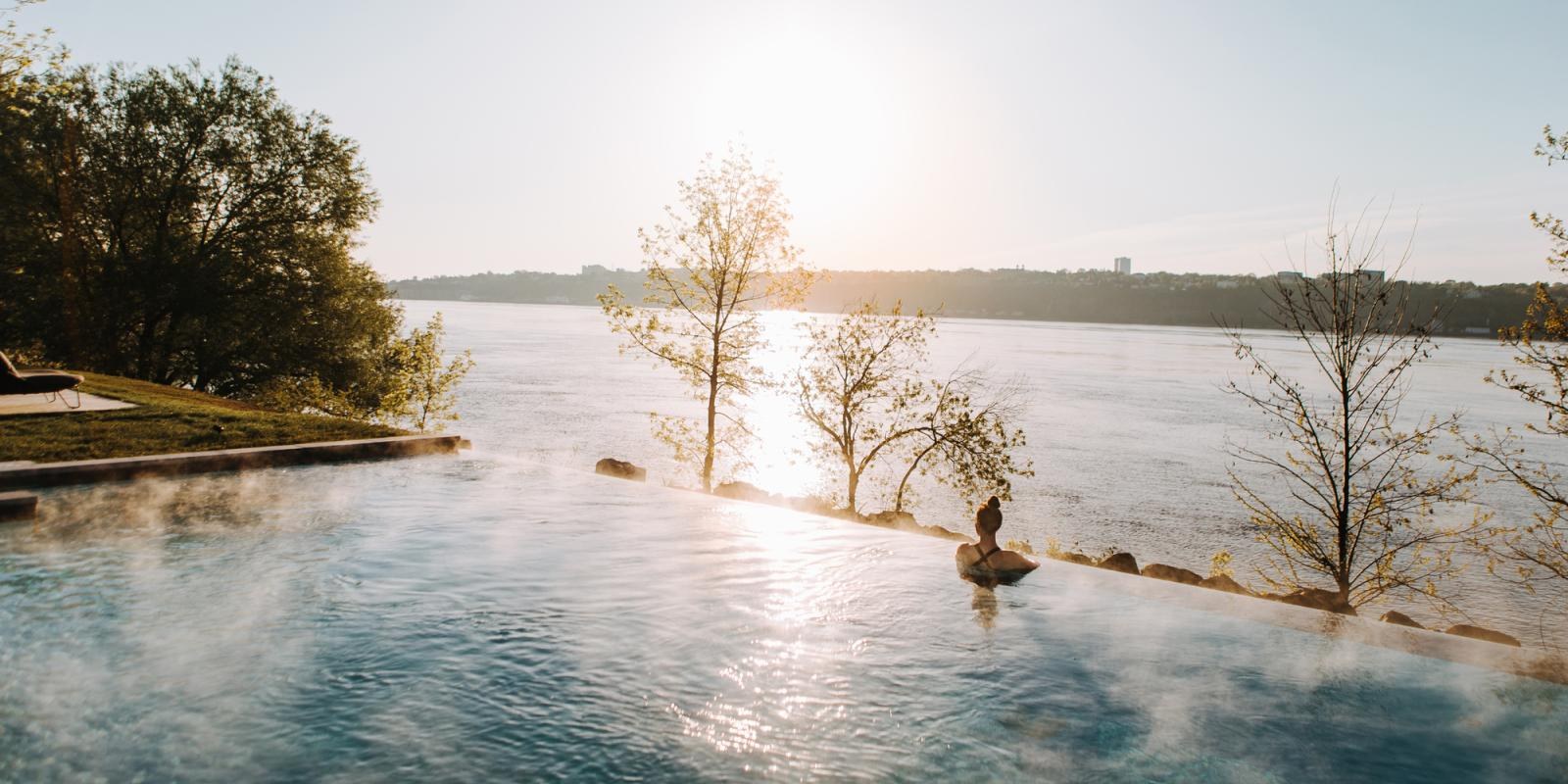Strøm Nordic Spa Old Québec: Thermal Circuit & River Views