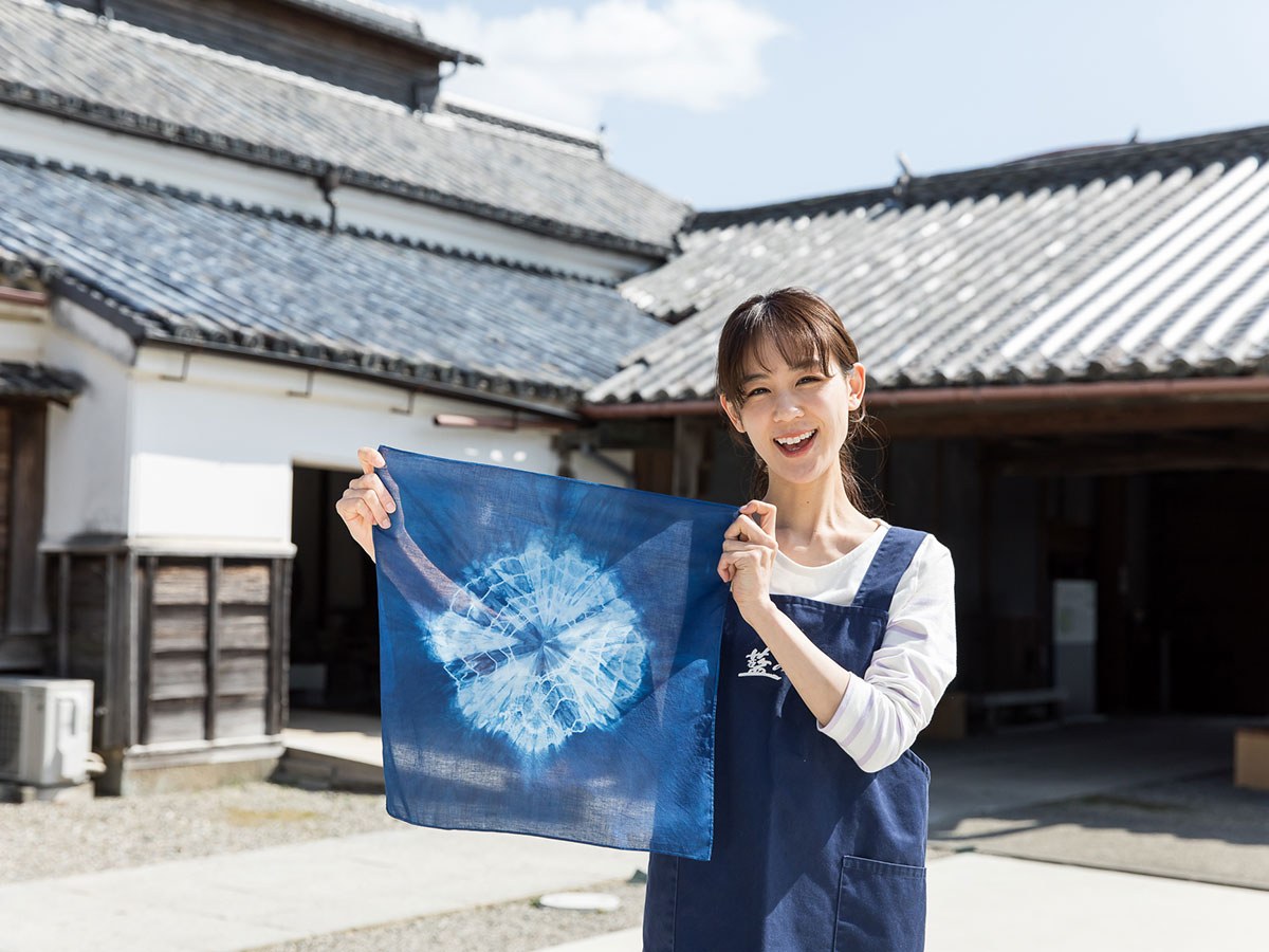 Ai-No-Yakata: Masterclass in Awa Indigo Dyeing