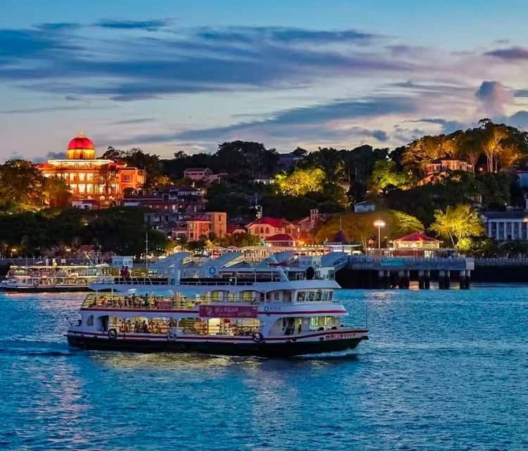 Xiamen: Private Heritage Walk Through Gulangyu Island & Tea Ceremony