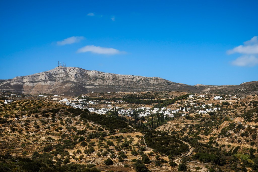 Private Island Drive: Lefkes, Naoussa & the Byzantine Road