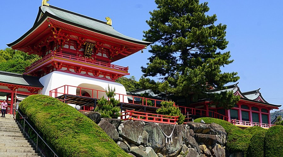 Akama Shrine & Mimosusogawa Park: Samurai History in Depth
