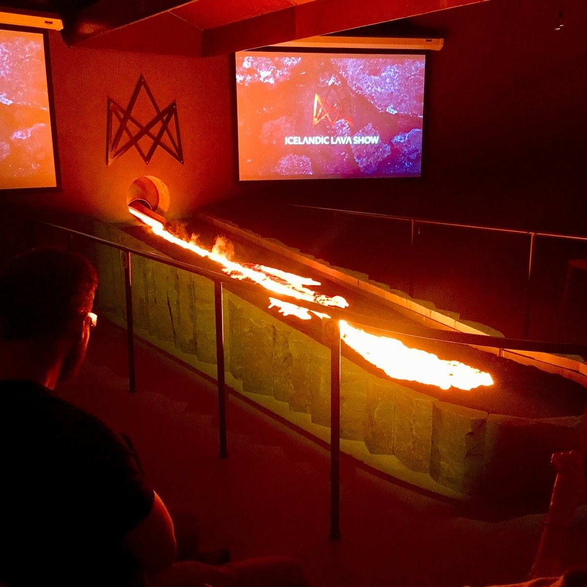 LAVA SHOW Vík: World's Only Live Lava Performance