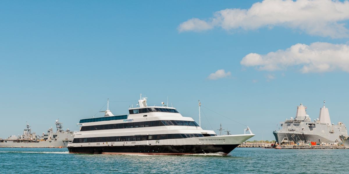City Cruises Norfolk: Signature Dining Cruise on the Elizabeth River