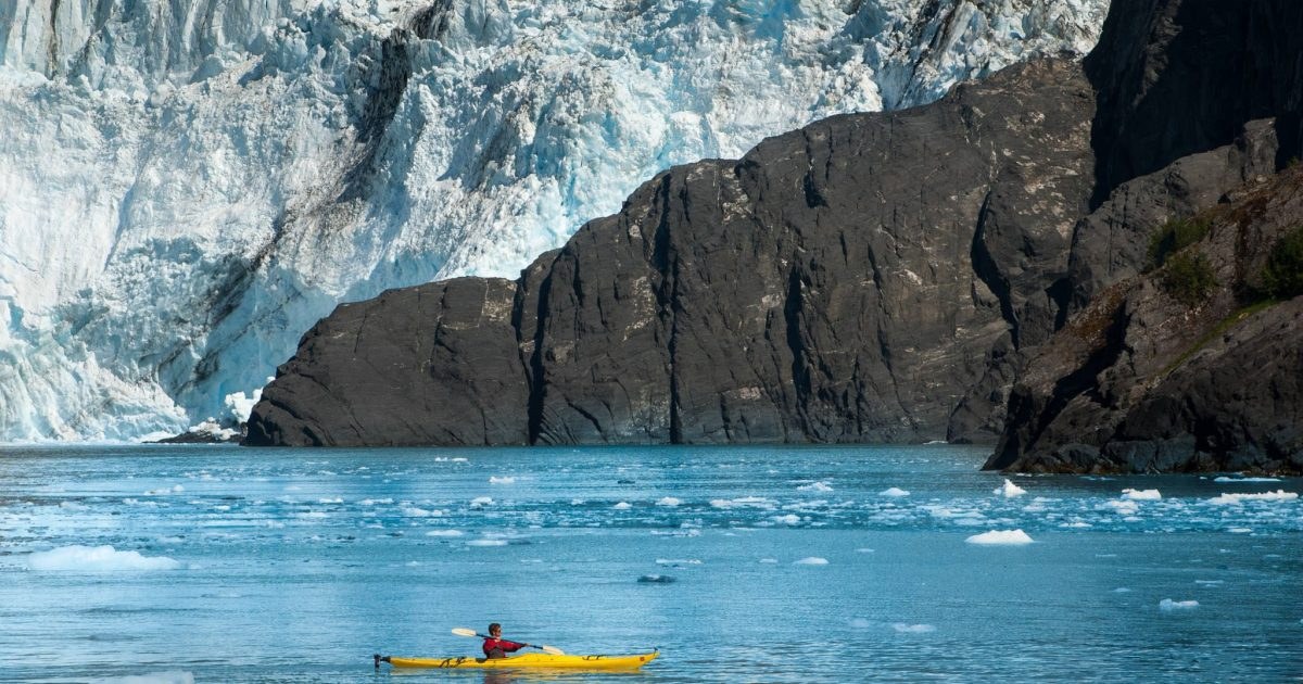 Sea Kayaking in Prince William Sound: Guided Glacier Paddle