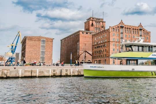 Wismar Old Harbor Sightseeing Cruise: Hanseatic City from the Water
