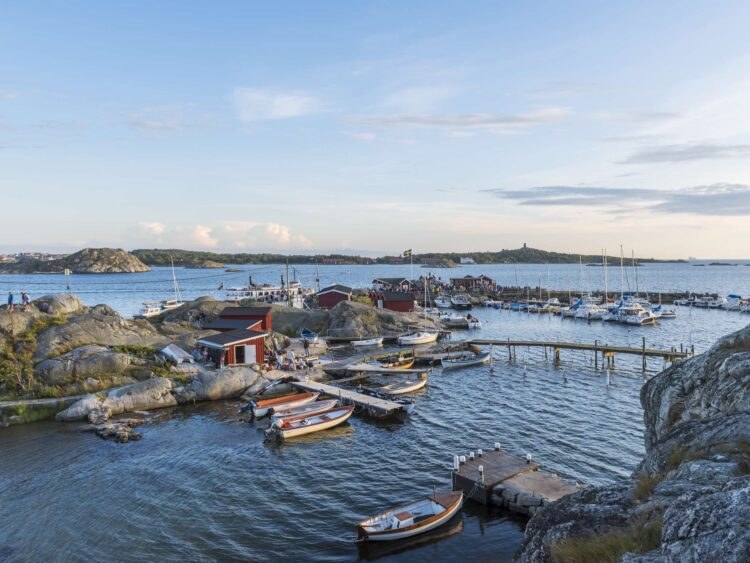 Southern Gothenburg Archipelago: Private Island-Hopping by Boat