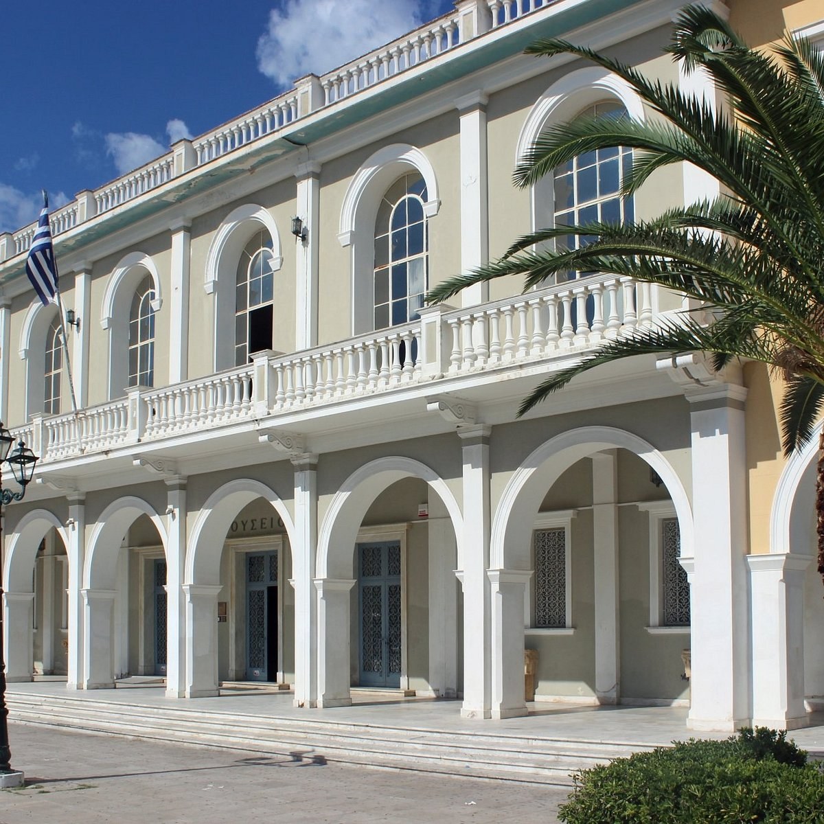 Byzantine Museum of Zakynthos & Solomos Square: Private Cultural Tour