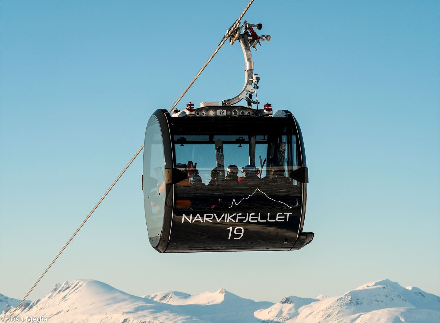 Narvikfjellet Gondola: Arctic Panorama & Mountain Summit