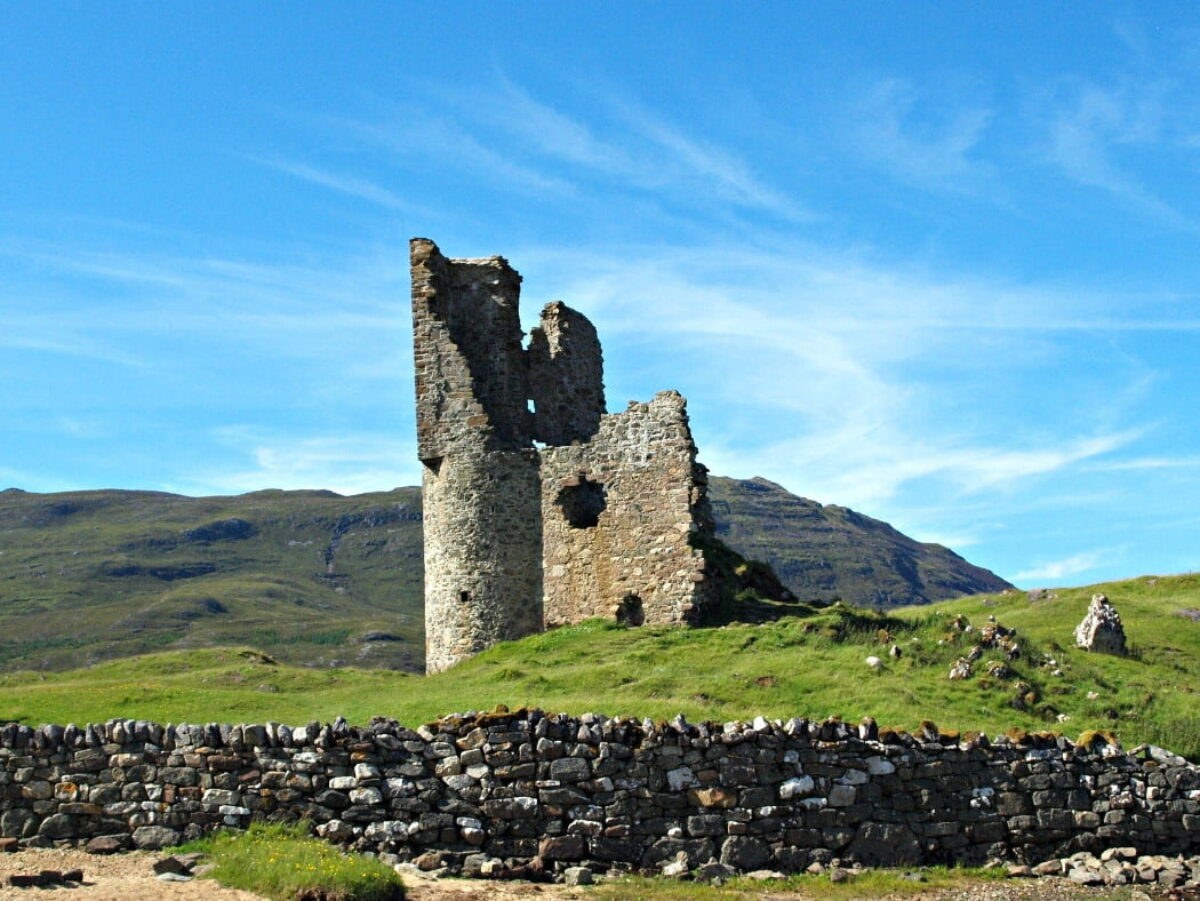 Private Highlands Tour: Ardvreck Castle, Rocks & Geopark