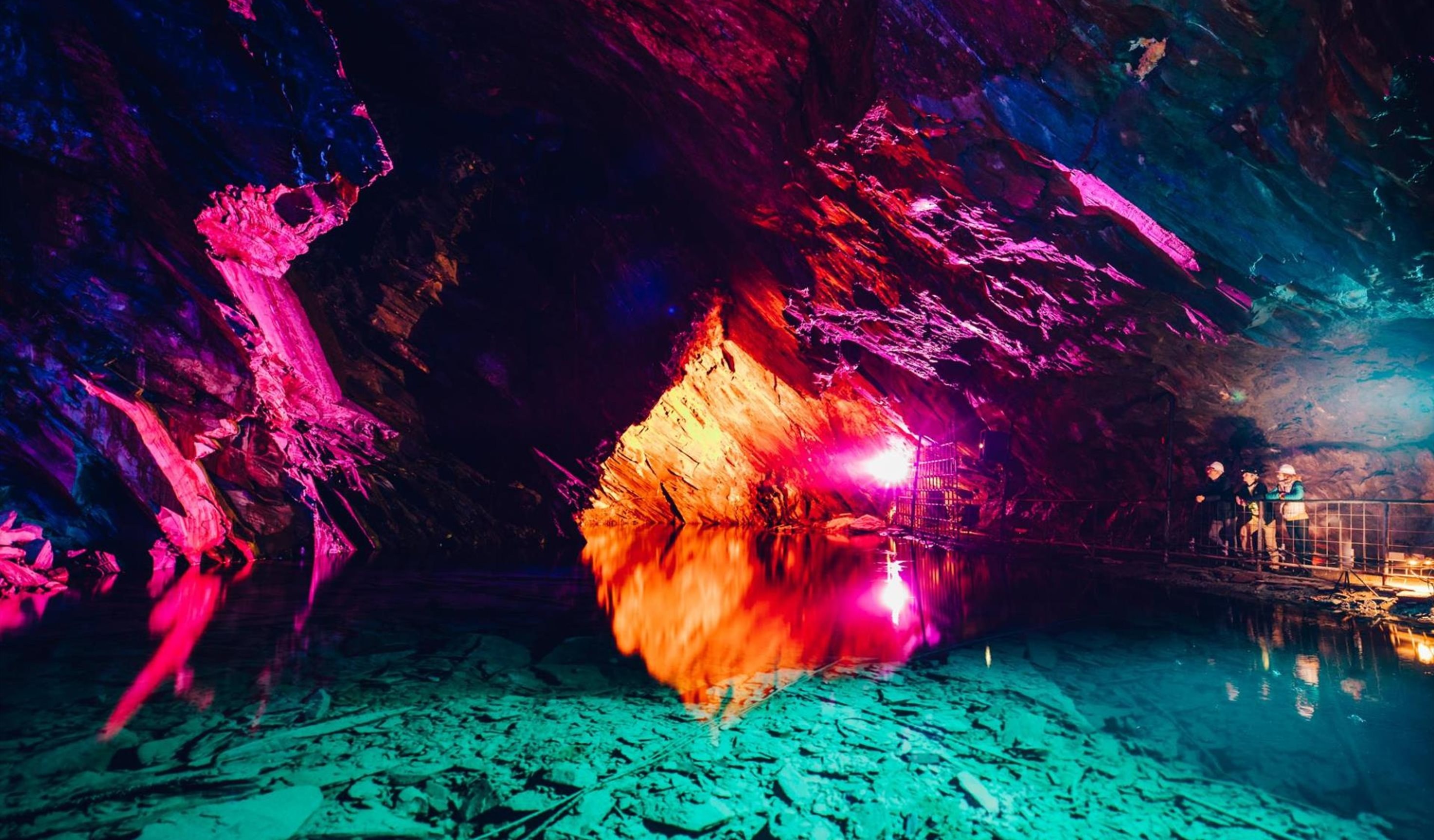 Llechwedd Slate Caverns: Underground Wales by Private Transfer