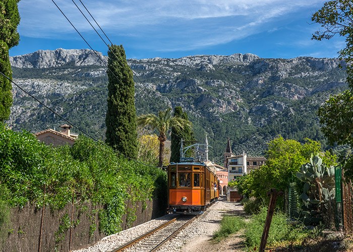 Sóller Vintage Train & Tram: The Scenic Mountain Railway