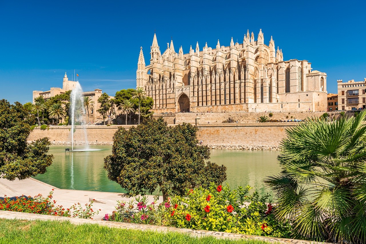 Palma Old Town Food & Wine Walk: Mallorcan Gastronomy Secrets
