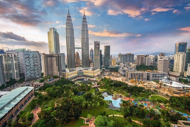 KL Private City Immersion: Palaces, Markets & Colonial Square