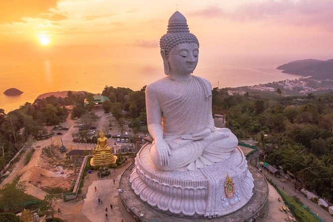 Big Buddha & Wat Chalong: Sacred Phuket Private Half-Day