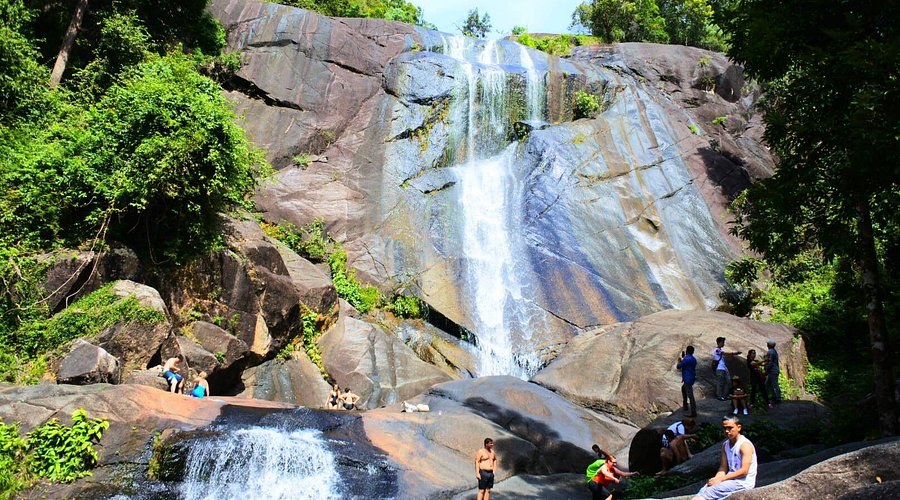 Telaga Tujuh (Seven Wells) Waterfall: Guided Rainforest Hike