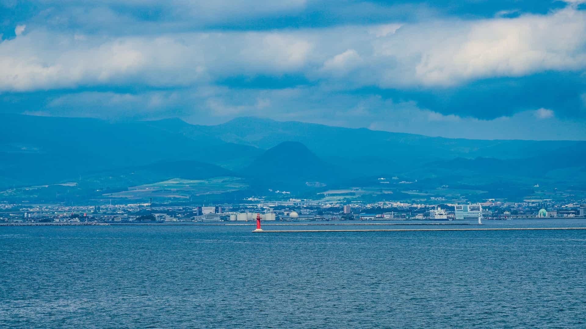 Tsugaru Strait Scenic Passage: Coastline Panorama & Sea Eagle Watch