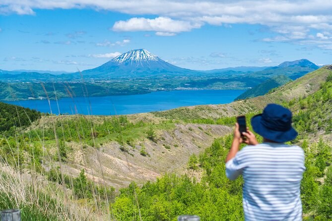 Lake Toya & Mount Usu Volcanic Landscape Private Tour
